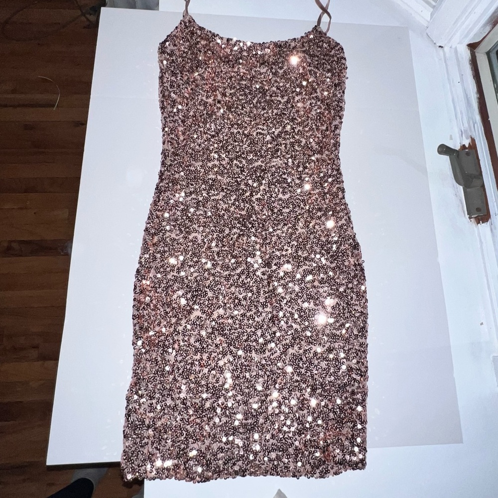 Guess sequences dress size XS